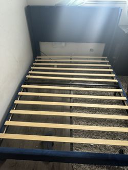 Queen Size Bed Set W/ Mattress And Dresser