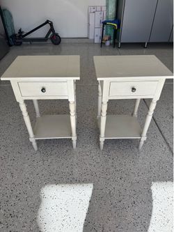 Nighstand set