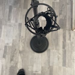 Mic stand