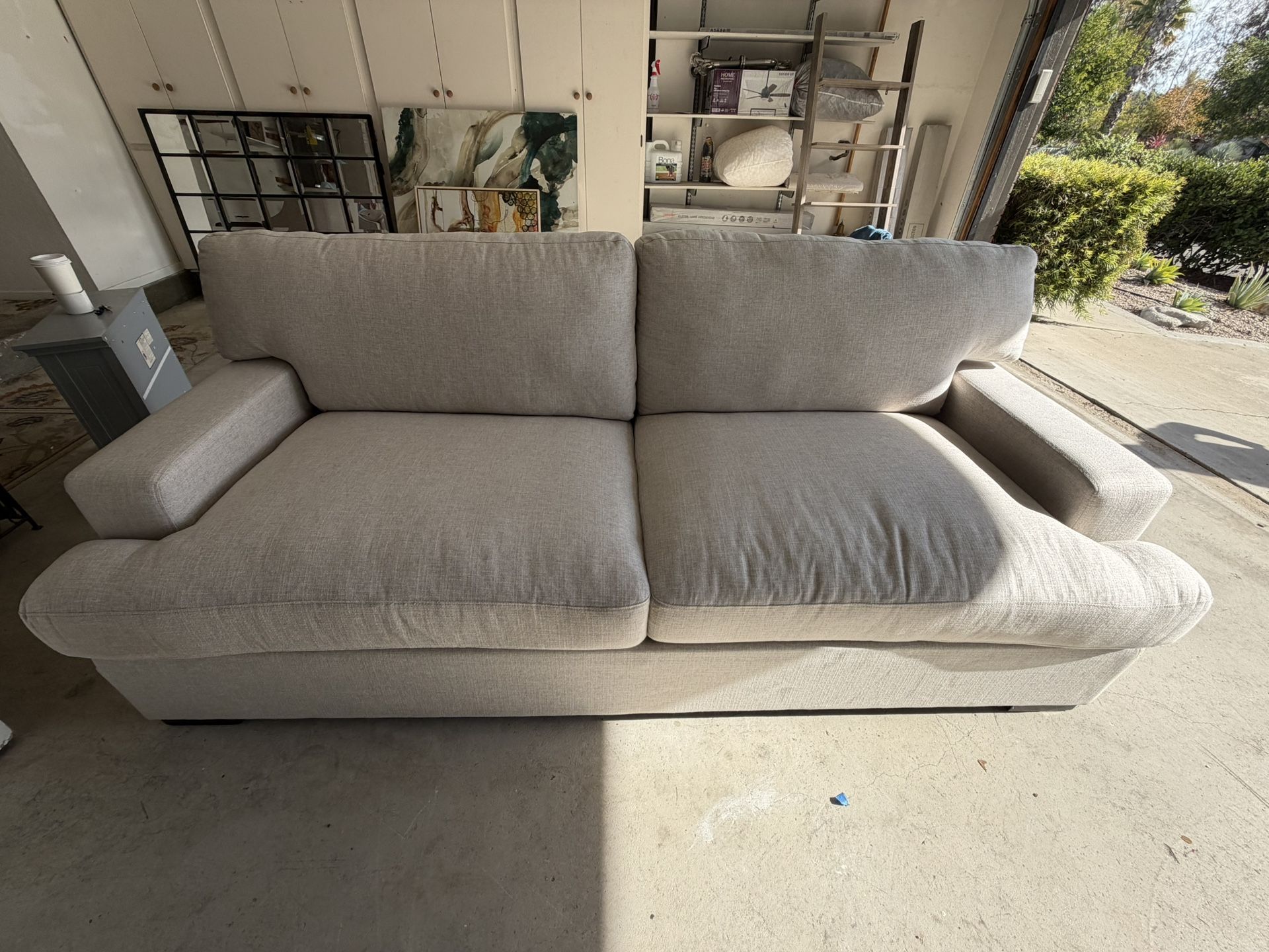 Contemporary Living Room Set