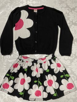 Girls Matching Floral Skirt And Sweater Gymboree  Size Small (5-6)