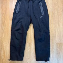 Nike Tech Men’s Fleece Open-Hem Pants