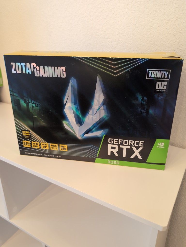 Zotac G-Force RTX 3090 Trinity Slightly Used With Box