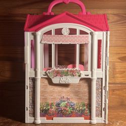 2014  Barbie “Glam Getaway” Fold‑n‑Go Doll House Carry Case