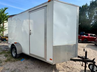 6x12 enclosed trailer