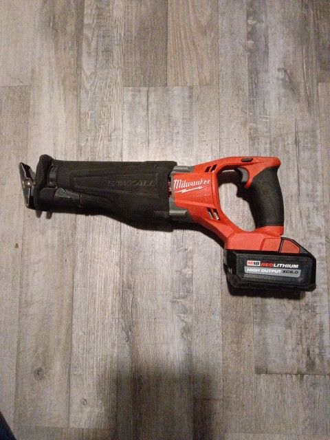 Milwaukee Fuel M18 Sawzall With XC6.0 Red Lithium High Output Battery