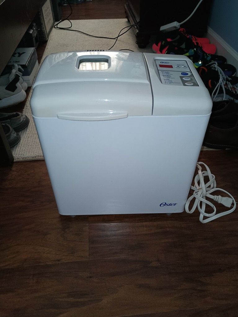 OSTER Automatic Bread Maker