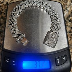 10K White Gold Cuban Bracelet 37g VS1 Baguette Diamonds