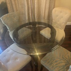 Circle glass Dining Table