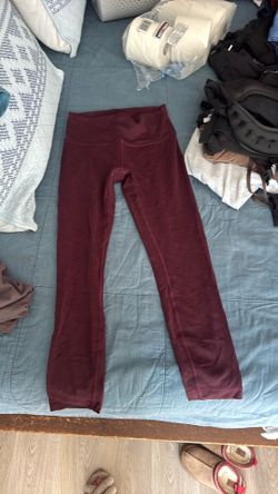 Lululemon work out pants size 8