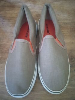 JOE BOXER SHOES WOMEN'S SIZE 6