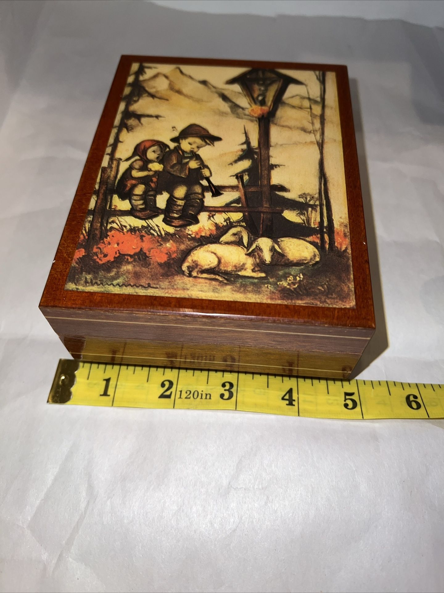 Vintage Music Jewelry Box Hummel Art Top 'it Plays Song The Way, We Were