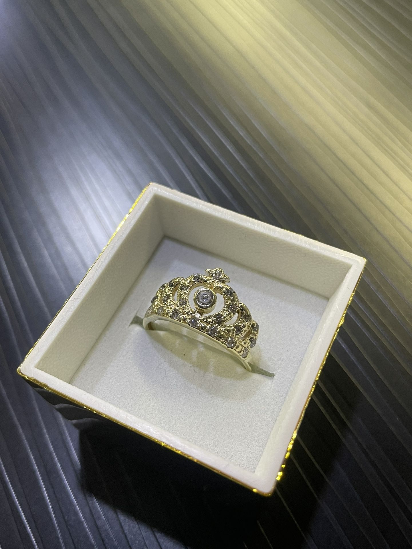 10K Crown Ring π π