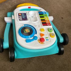 Push Walker Price 8$. Pick Up E.  72.  and. Grandview E. Tacoma 