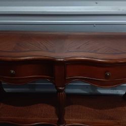 Console Table *Delivery Available. 