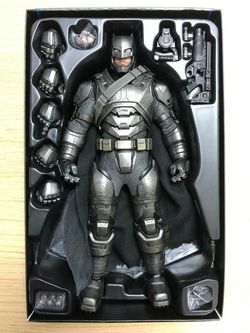 Hot Toys Armored Batman