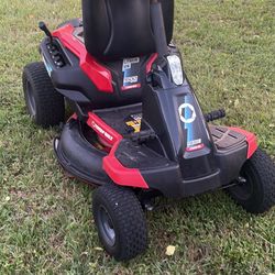 Troy-Bilt Riding Mower 
