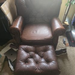 Chair With Ottoman Brown