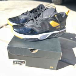 Jordan Stay Loyal - Black/Yellow