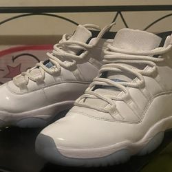 Men Jordan 11