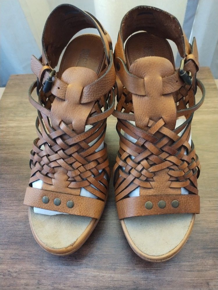 Michael Kors Brown Platform Heel Size 8.5 