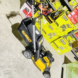 DEWALT 20V MAX 21 in. Brushless Cordless Battery Powered Push Lawn Mower (TOOL ONLY)