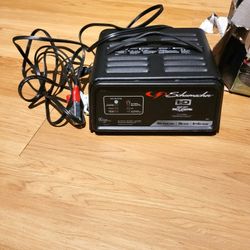 Schumacher SC1305 Battery Charger