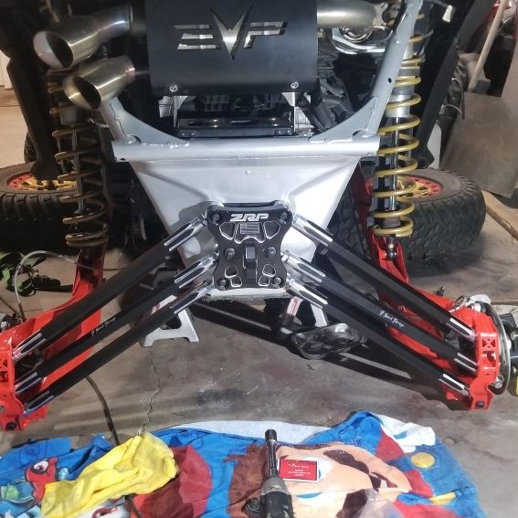 Can Am Maverick X3 Installs. Radius Rods, Bulk Heads, Trailing Arms ...