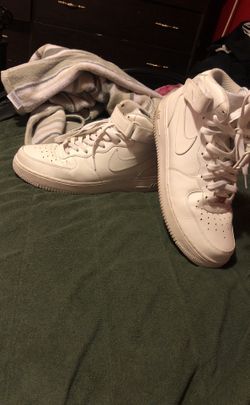 Nike Air Force 1