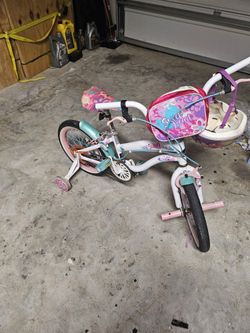 Girls Bike.