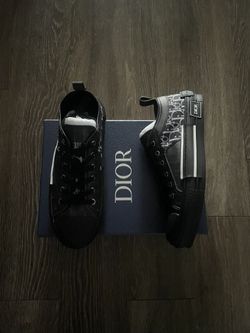 Dior Oblique League Low B23