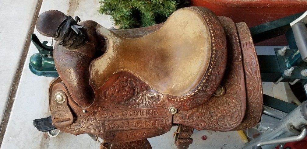 Original Authentic Rare Vintage 15" Billy Cook Roper Roping Saddle Greenville Texas 1976 All Around Champion A.I.R.A Quarter Horse