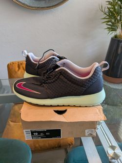 Nike Rosherun Yeezy FB Mens Size 10