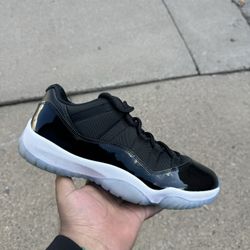 Jordan 11 Space Jam 