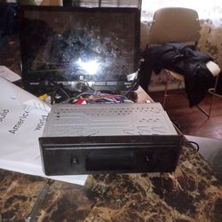 radio for parts it's not coming on I blew it out it was smoking so its just for parts I paid over $500 for