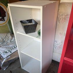 Vintage wood white bookshelf/ side table