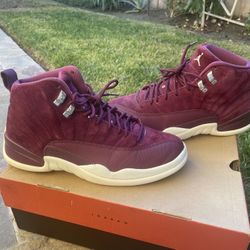Air Jordan 12 Bordeaux Size 9.5