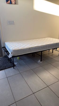 Twin size bed