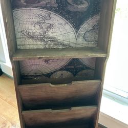 Antic Shelf