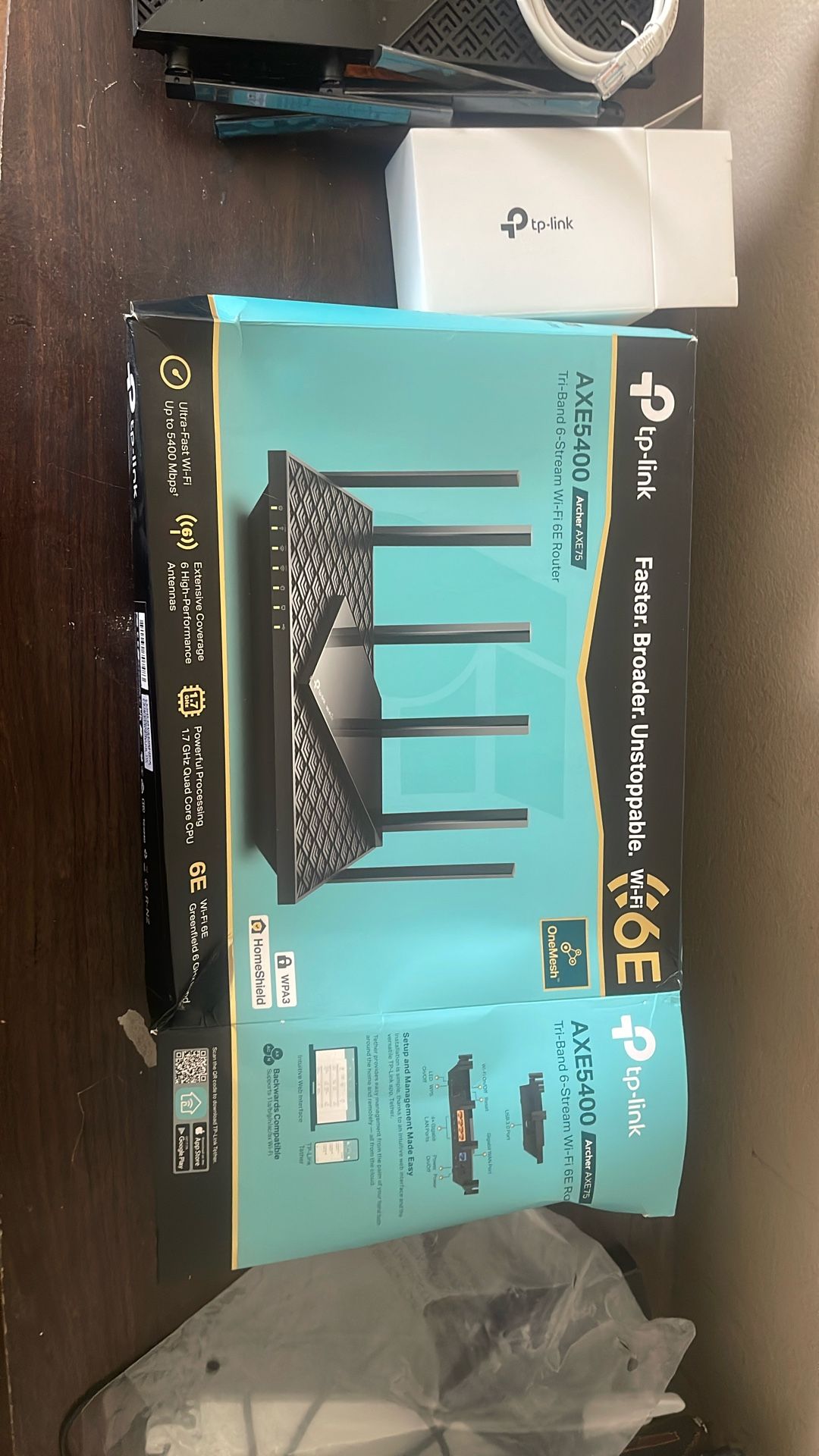 WiFi 6E Tri-band 6-stream Router