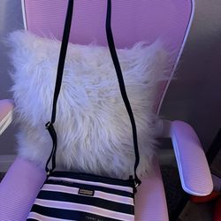 Tommy Hilfiger purse/ hand bag