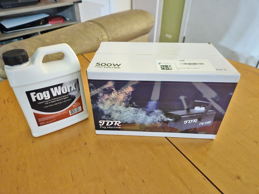 500W Fog Machine + Free Fog Juice – Brand New – Schiller Park

