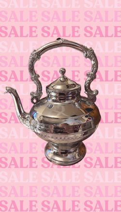 Vintage Ornate Silver-Plated Teapot – Decorative Tabletop Accent