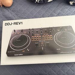Pioneer DDJ-REV1 