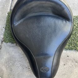 Mustang Harley Seat  