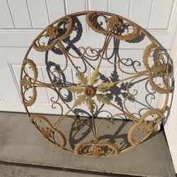 Metal Yard Decor