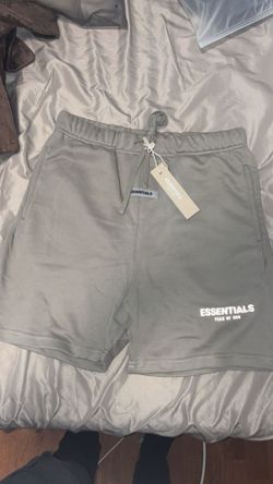 Brand new essential shorts with bag