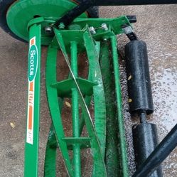 Lawn Mower $20 Dollars