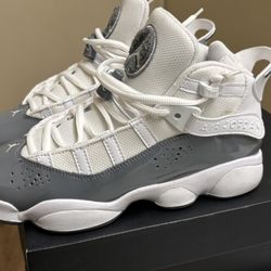 JORDAN 6 RINGS SIZE 5.5y 