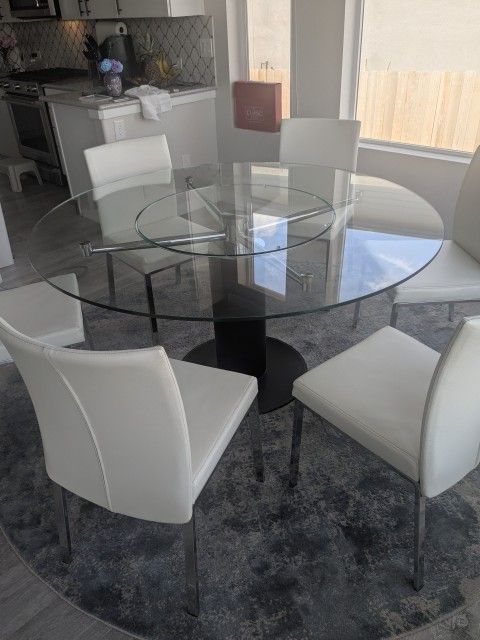 CIRCULAR 60"GLASS,CHROME,AND LEATHER DINING ROOM SET FOR 6